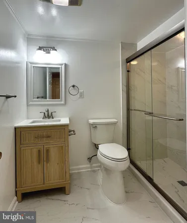 $4,500 | 5100 10th Street North, Arlington, VA 22205