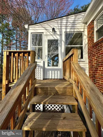 $4,500 | 5100 10th Street North, Arlington, VA 22205