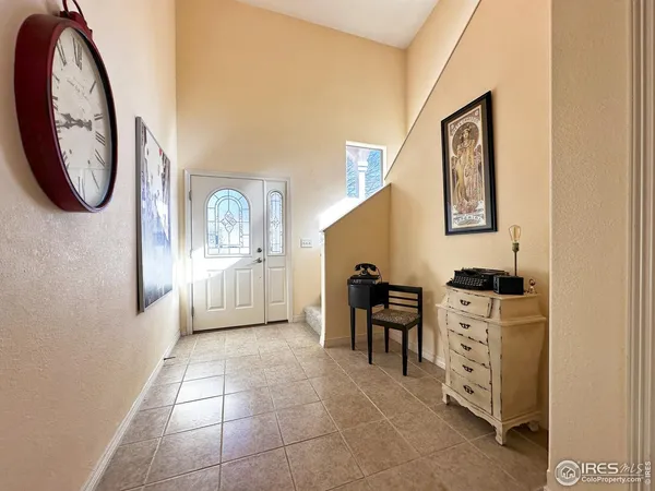 a view of a hallway with elevator