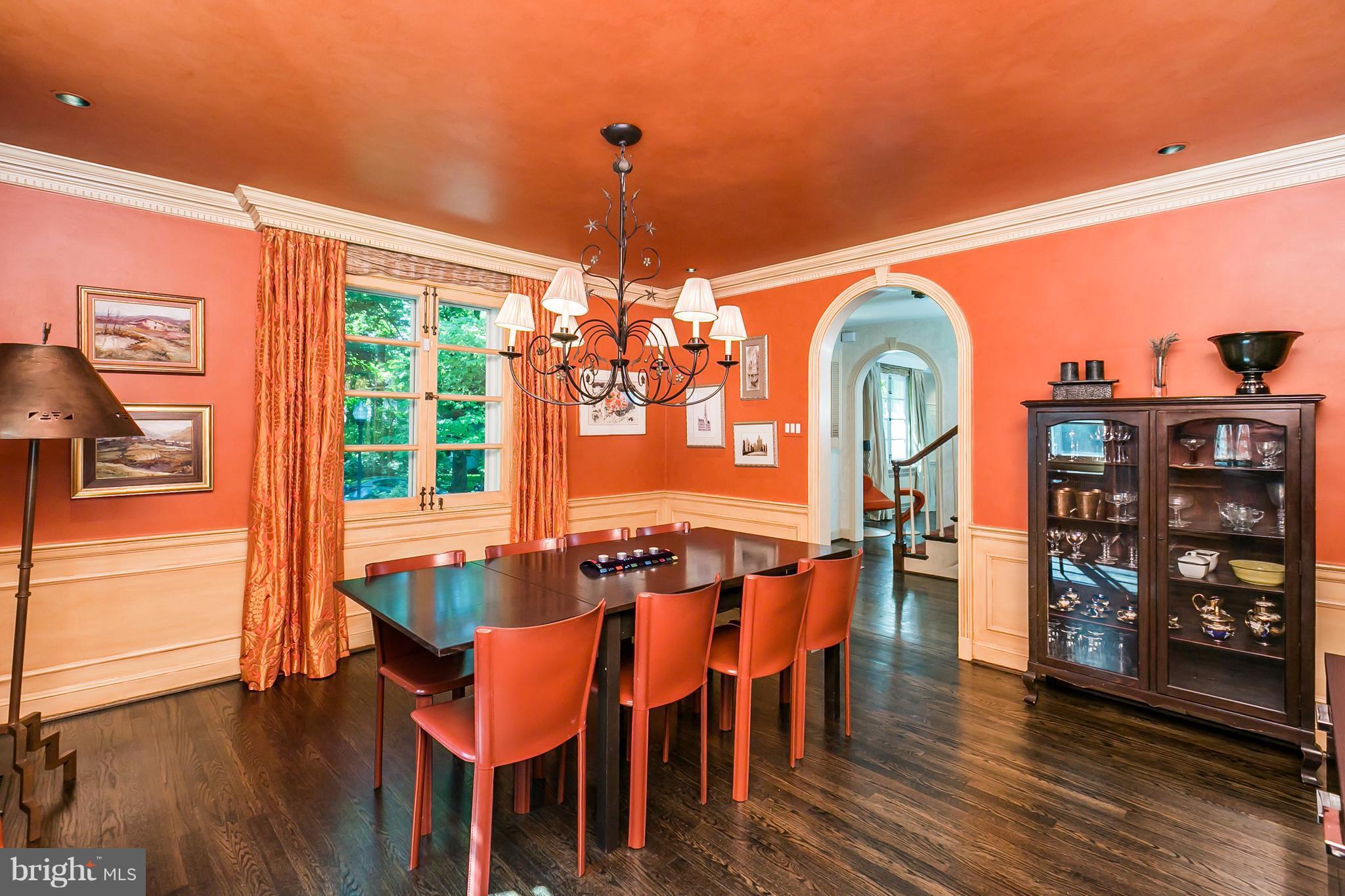 2 St Johns Road Baltimore, MD 21210 - Photo 12 of 30 a view of a dining room with furniture and wooden floor