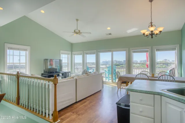 $2,500 | 113 Summer Pl Drive, North Topsail Beach, NC 28460