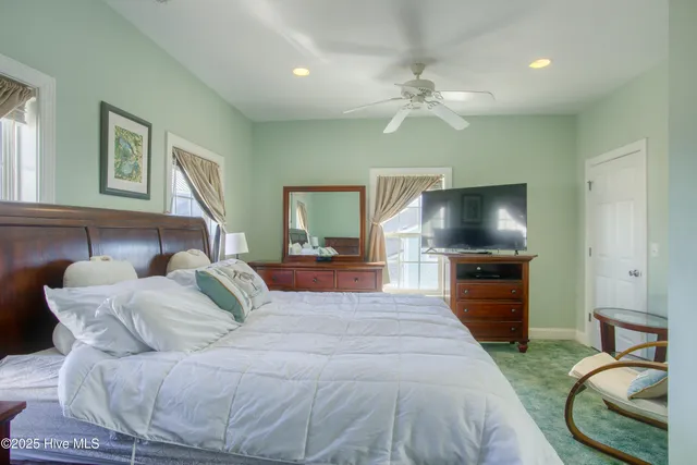 $2,500 | 113 Summer Pl Drive, North Topsail Beach, NC 28460