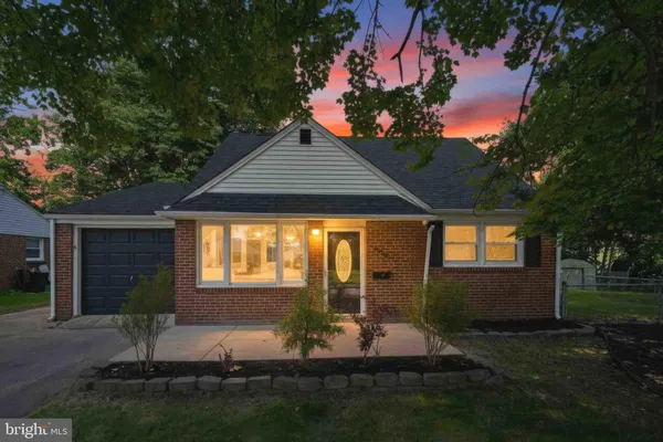 $369,900 | 532 Lindsay Street, Ridley Park, PA 19078