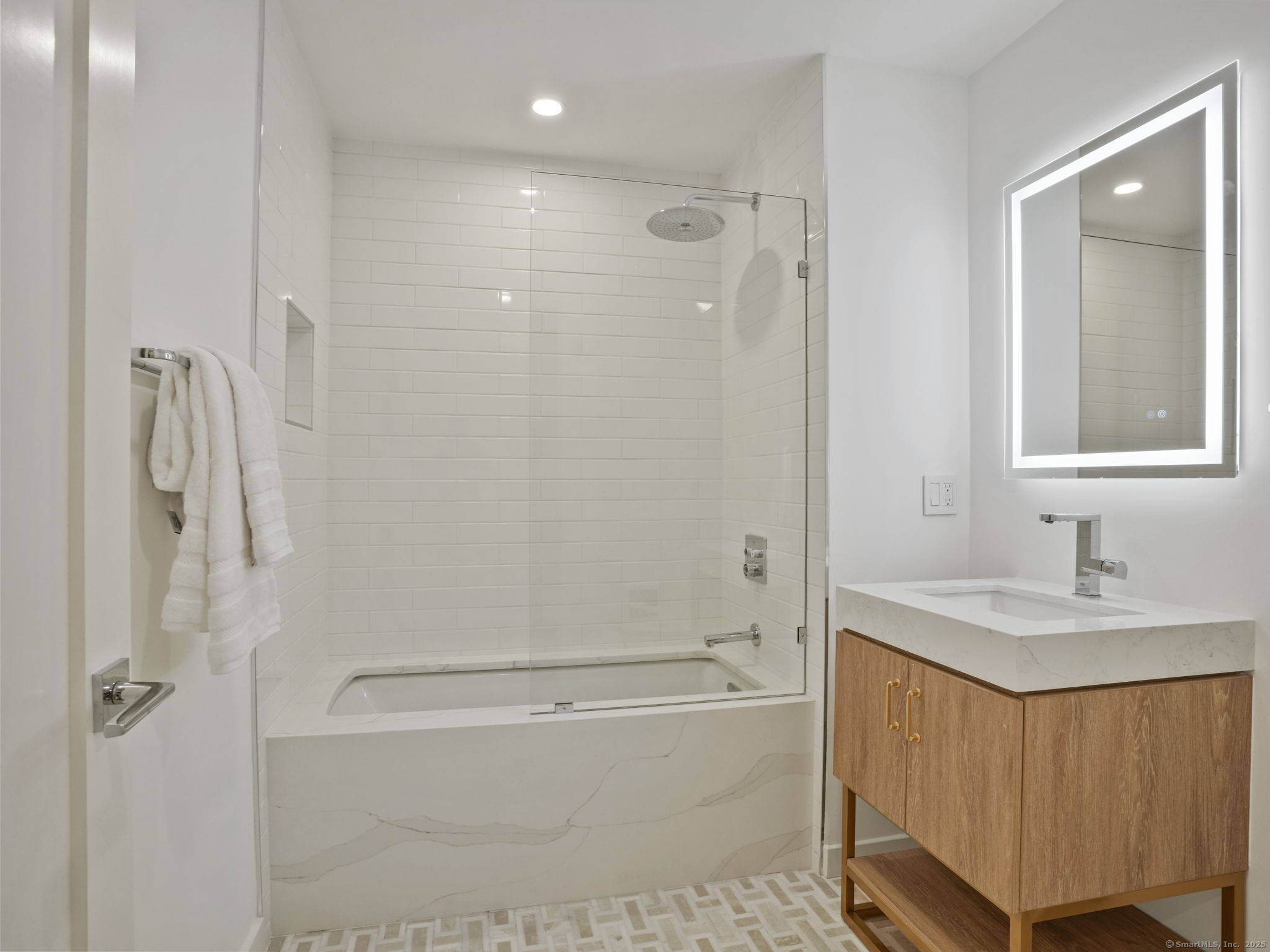 1188 King Street, Unit 116 Greenwich, CT 06831 - Photo 13 of 26