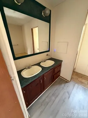 $900 | 218 Hawkins Drive West, Marion, NC 28752