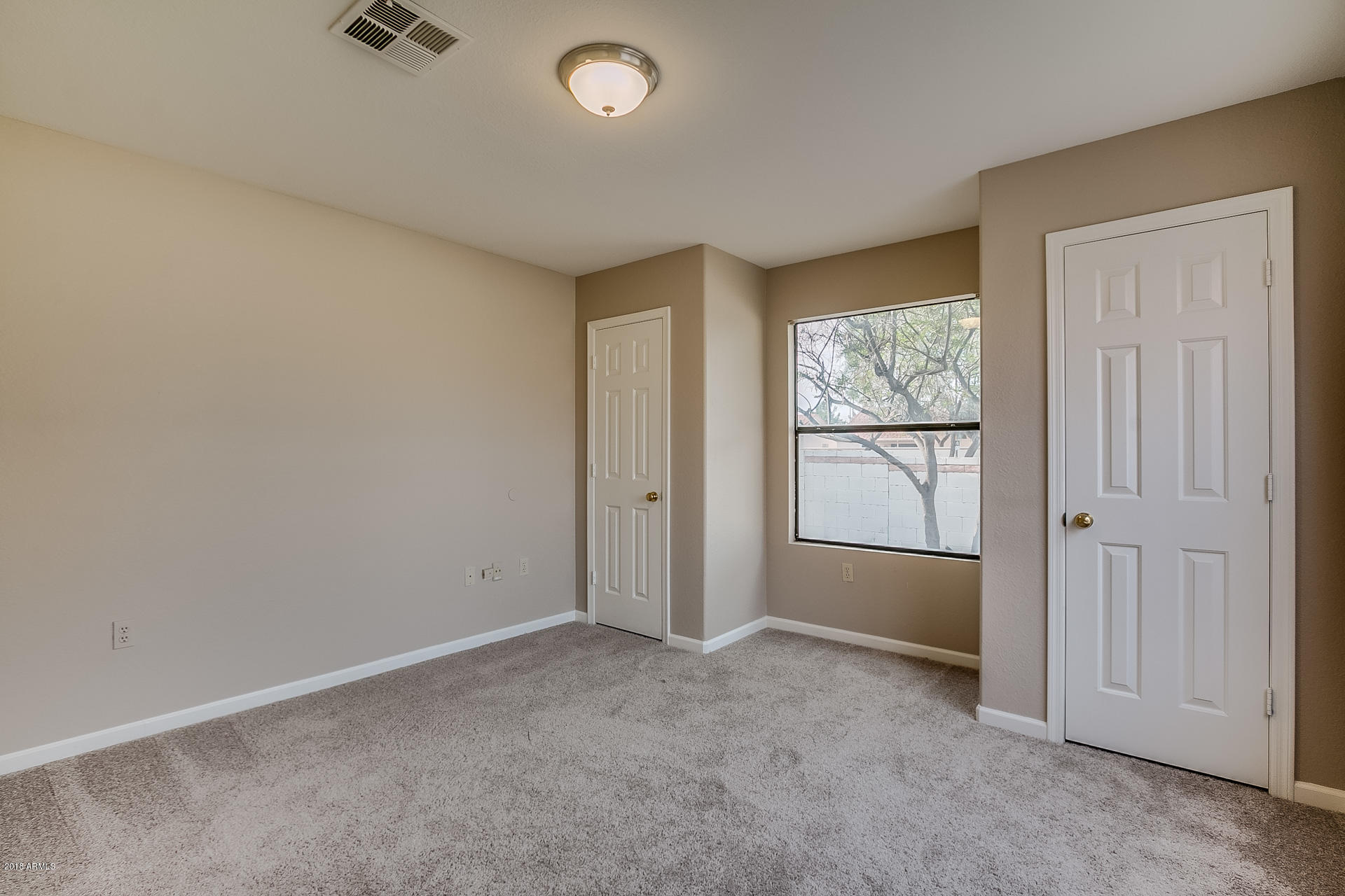 1243 East Redfield Road Gilbert, AZ 85234 - Photo 11 of 25 Redfield - 18