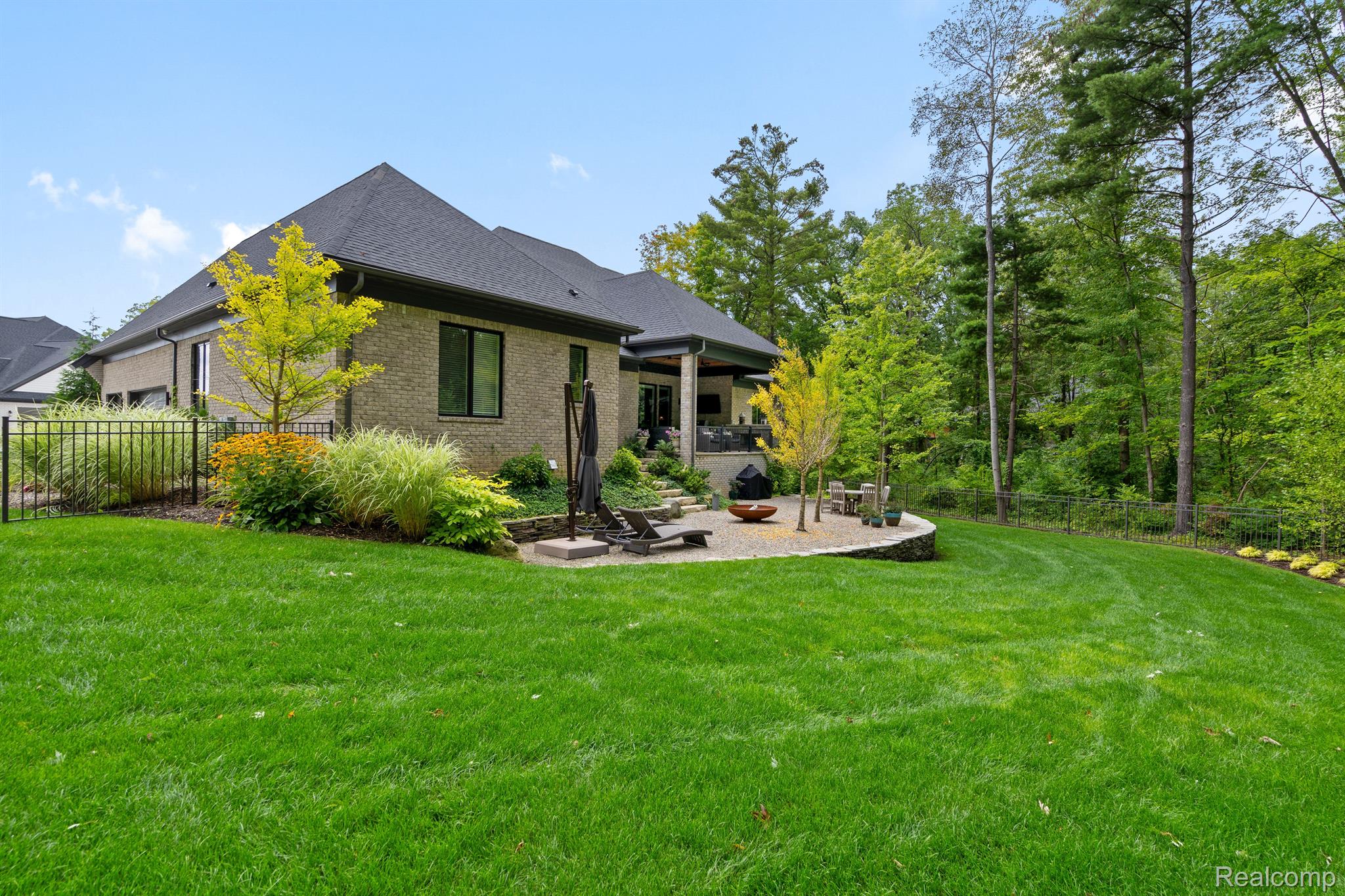 70 Hunter Drive Rochester, MI 48306 - Photo 57 of 58 Gallery Image 57