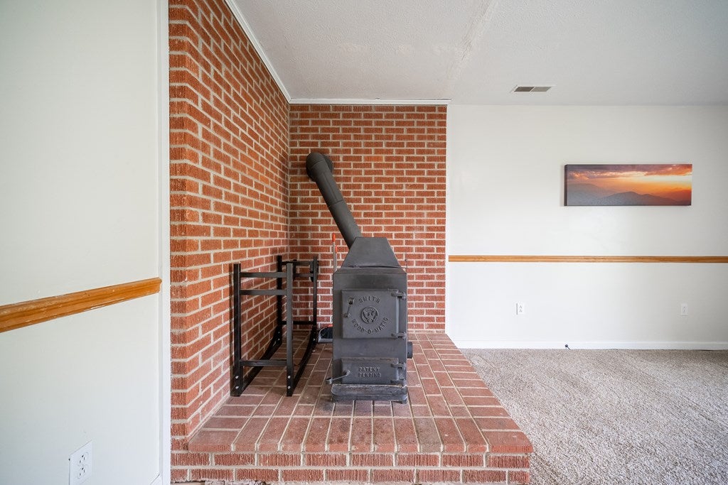 2914 Cedar Springs Road Sugar Grove, VA 24375 - Photo 13 of 70 Gallery Image 13
