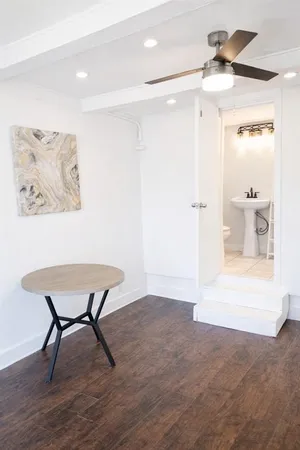 $725 | 928 South Windomere Avenue, Unit C, Dallas, TX 75208