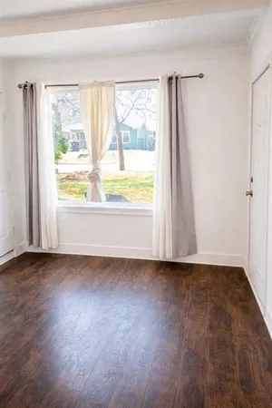 $725 | 928 South Windomere Avenue, Unit C, Dallas, TX 75208