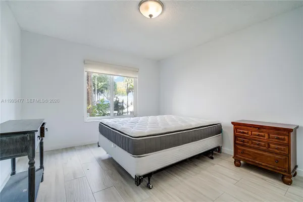 $2,200 | 13924 Southwest 90th Terrace, Unit 13924, Miami, FL 33186
