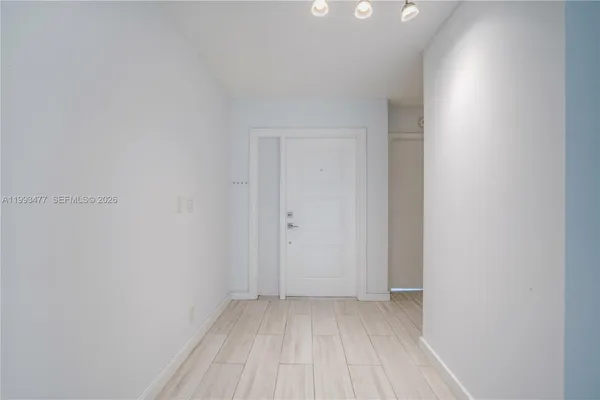 $2,200 | 13924 Southwest 90th Terrace, Unit 13924, Miami, FL 33186