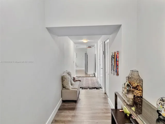 $659,000 | 888 Biscayne Boulevard, Unit 309, Miami, FL 33132