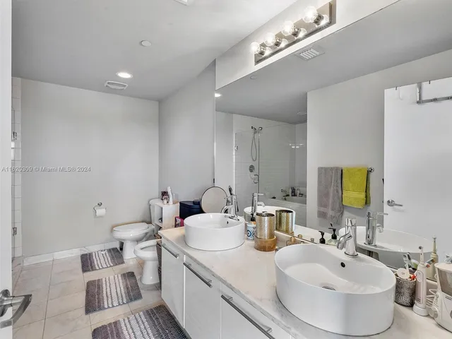 $659,000 | 888 Biscayne Boulevard, Unit 309, Miami, FL 33132