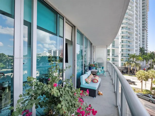 $659,000 | 888 Biscayne Boulevard, Unit 309, Miami, FL 33132