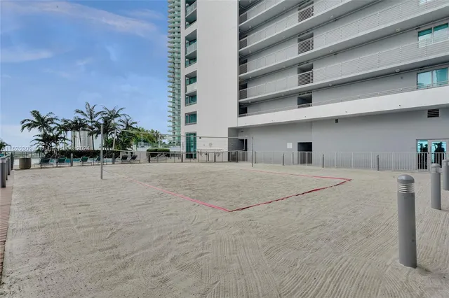 $659,000 | 888 Biscayne Boulevard, Unit 309, Miami, FL 33132