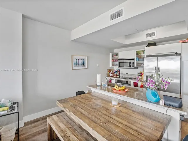 $659,000 | 888 Biscayne Boulevard, Unit 309, Miami, FL 33132