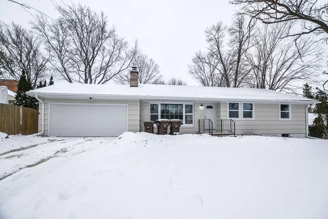 $539,900 | 3709 West 102nd Street, Bloomington, MN 55431
