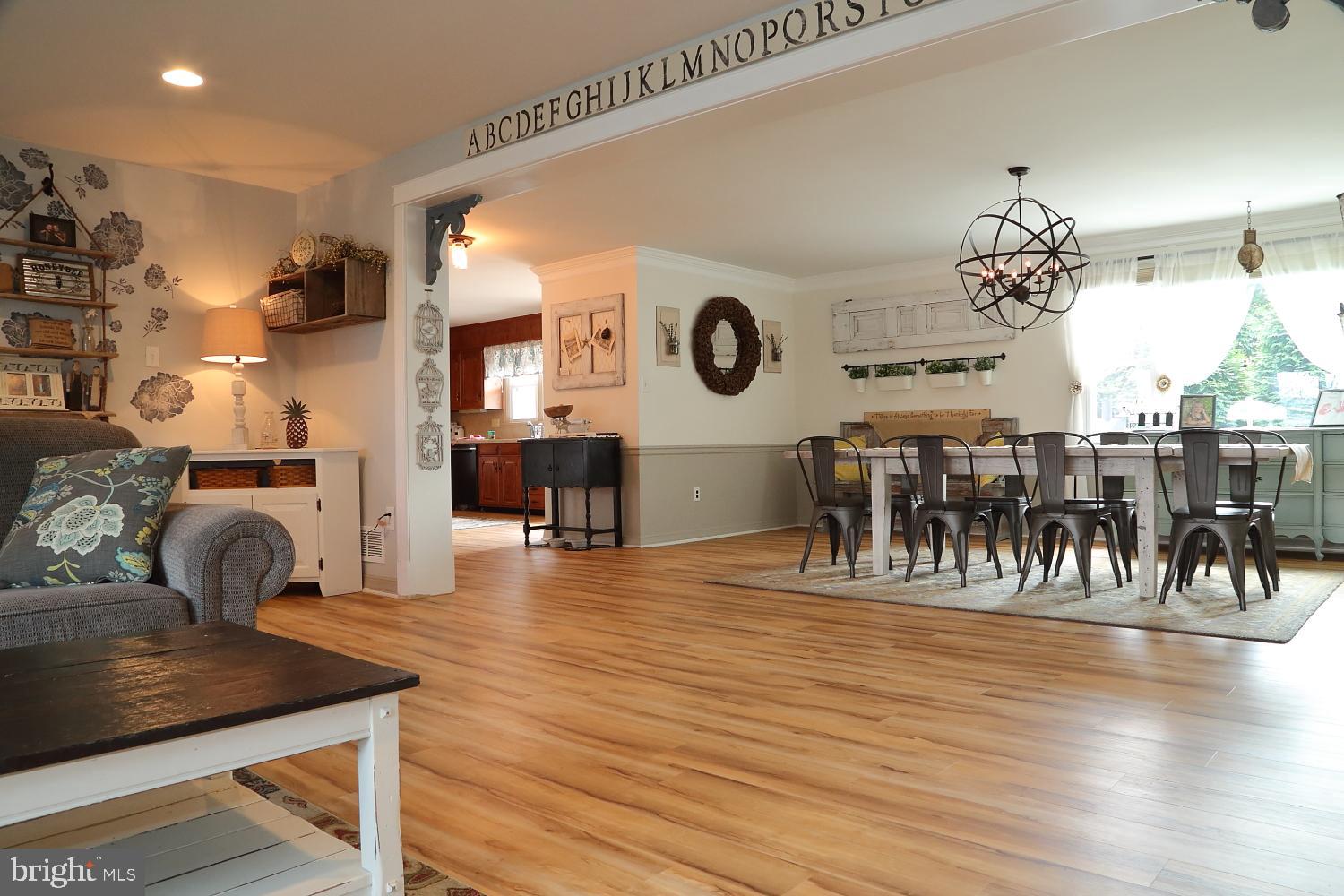 243 North Decatur Street Strasburg, PA 17579 - Photo 5 of 30 spacious dining area