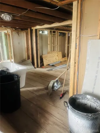 $260,000 | 6838 Julian Avenue, St. Louis, MO 63130