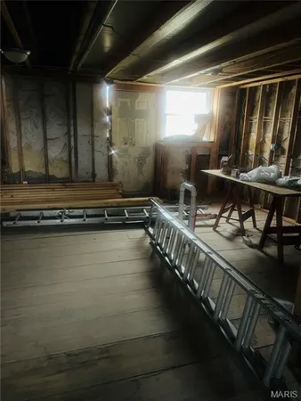 $260,000 | 6838 Julian Avenue, St. Louis, MO 63130