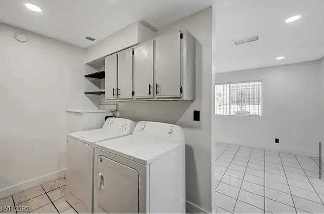 $1,399 | 4938 Larkspur Street, Las Vegas, NV 89120