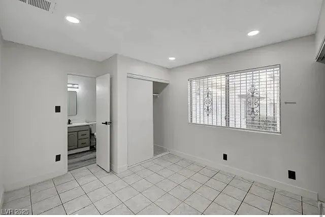 $1,399 | 4938 Larkspur Street, Las Vegas, NV 89120