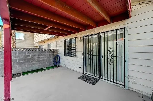 $1,399 | 4938 Larkspur Street, Las Vegas, NV 89120