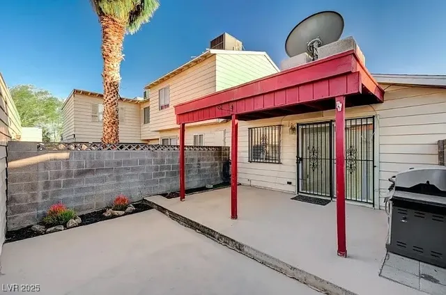 $1,399 | 4938 Larkspur Street, Las Vegas, NV 89120
