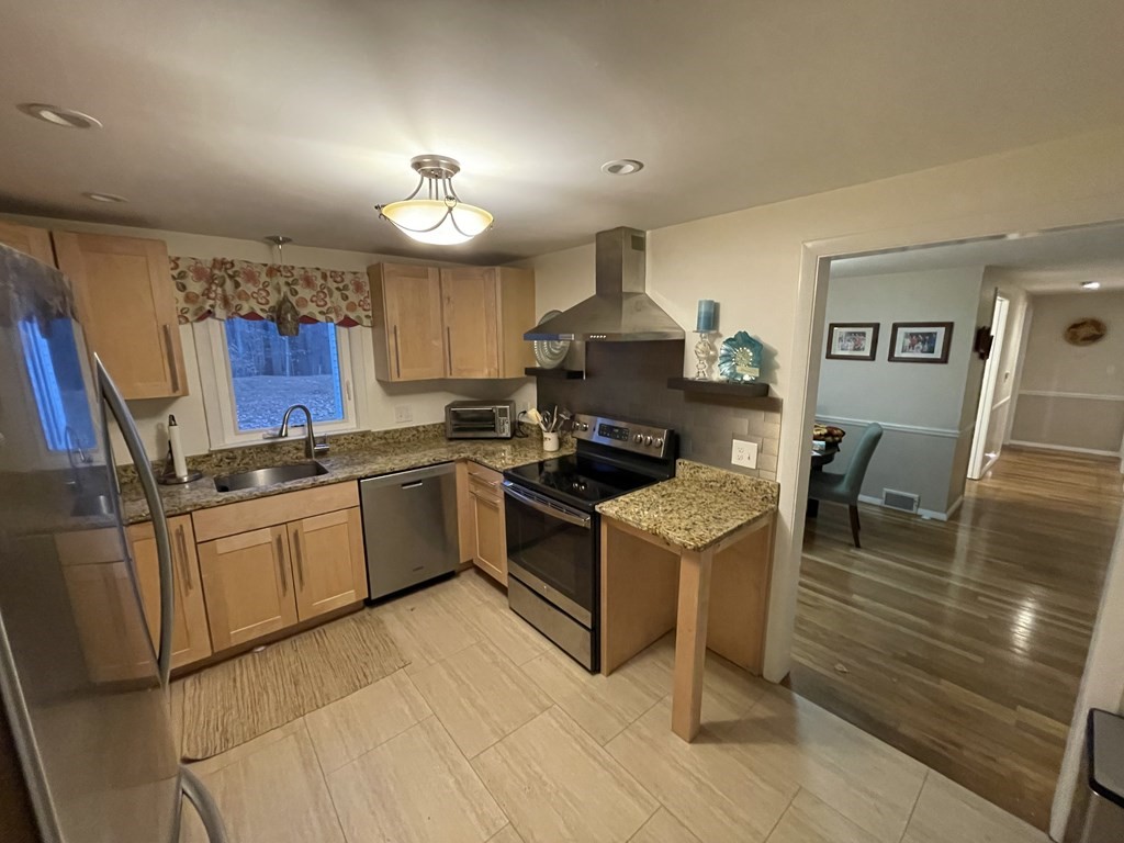 87 State Road West Westminster, MA 01473 - Photo 4 of 25 Gallery Image 4