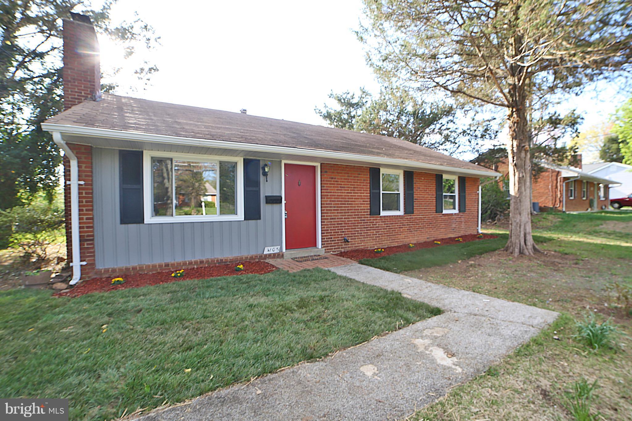 4105 Braddock Road Alexandria, VA 22312 - Photo 22 of 24 Exterior (Front)