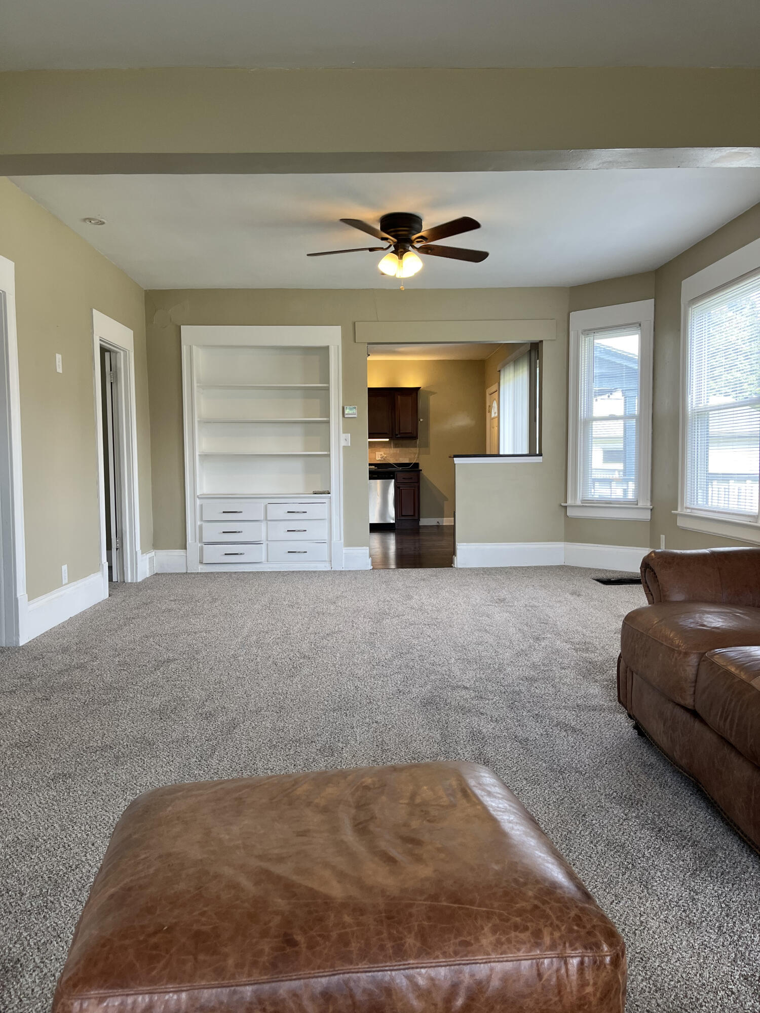 602 Michigan Avenue South Milwaukee, WI 53172 - Photo 5 of 19 IMG_4123