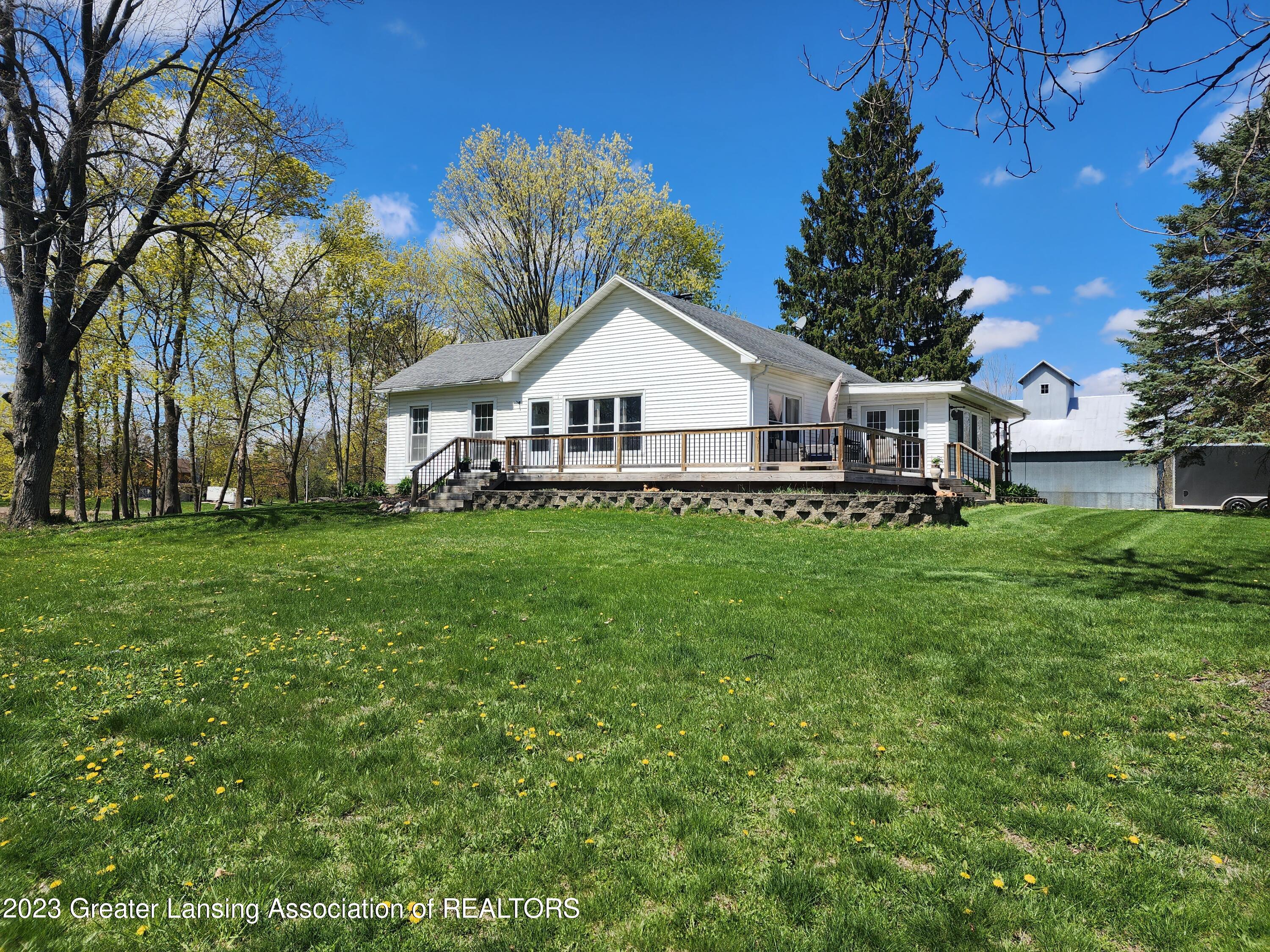 11250 West Herbison Road Eagle, MI 48822 - Photo 2 of 23 2