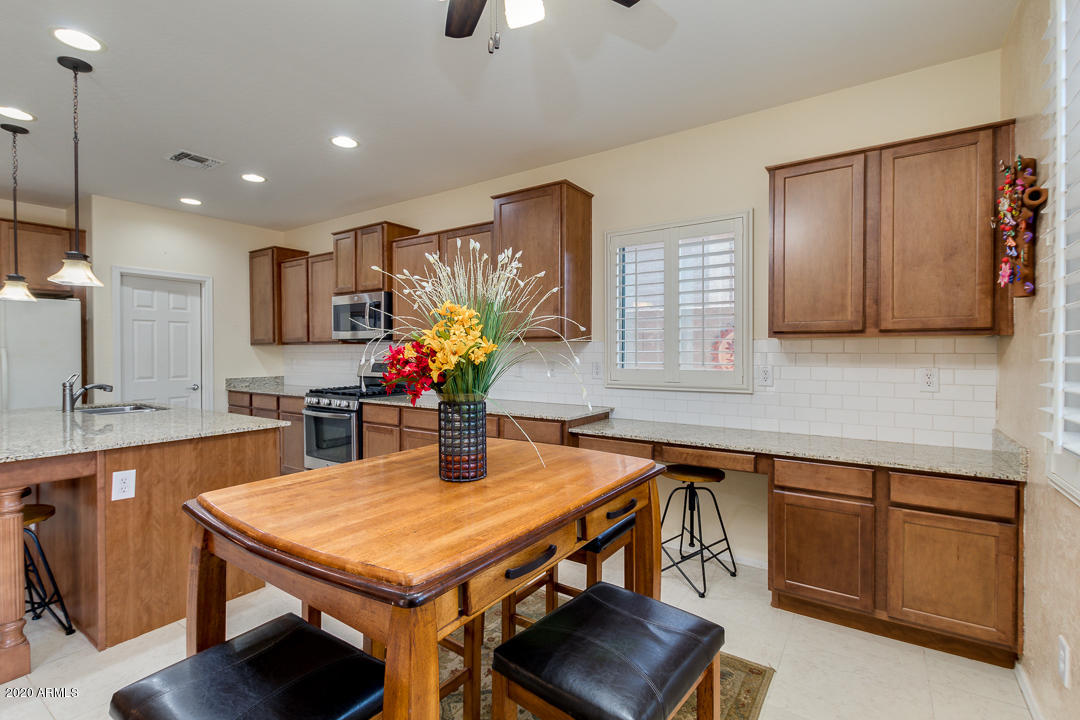 2331 West Piedmont Road Phoenix, AZ 85041 - Photo 15 of 39 15-Piedmont
