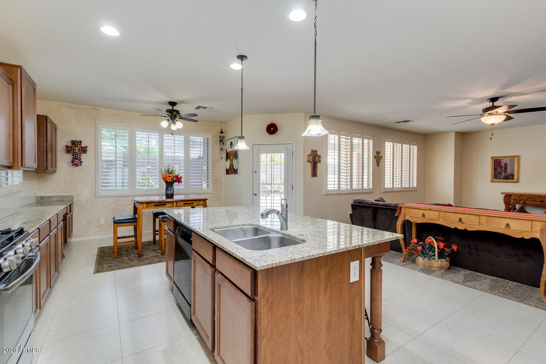 2331 West Piedmont Road Phoenix, AZ 85041 - Photo 21 of 39 21-Piedmont