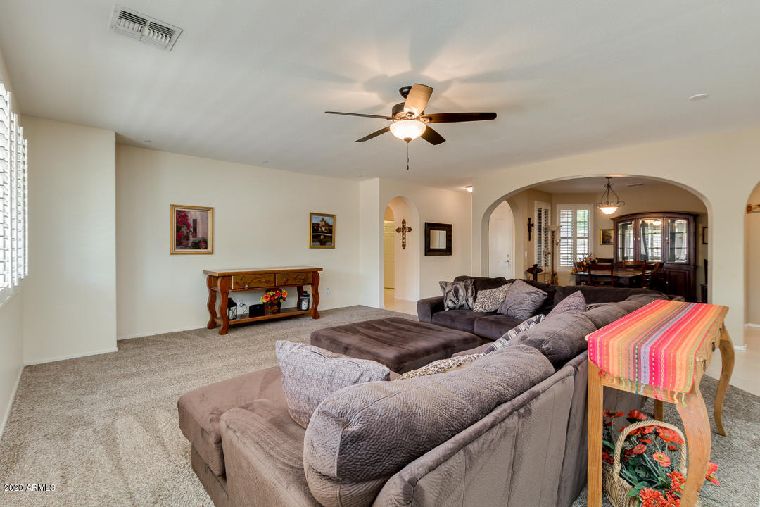 2331 West Piedmont Road Phoenix, AZ 85041 - Photo 9 of 39 09-Piedmont