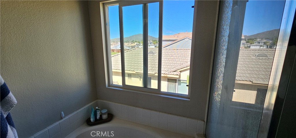 1650 Ravenswood Road Beaumont, CA 92223 - Photo 30 of 42 a room with a window