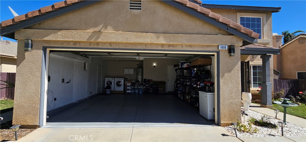 1650 Ravenswood Road Beaumont, CA 92223 - Photo 31 of 42 a view of outdoor space