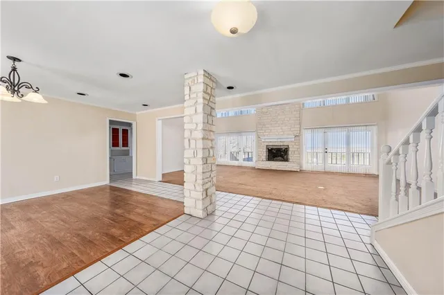 $685,000 | 10009 Stony Point Drive, Woodway, TX 76712