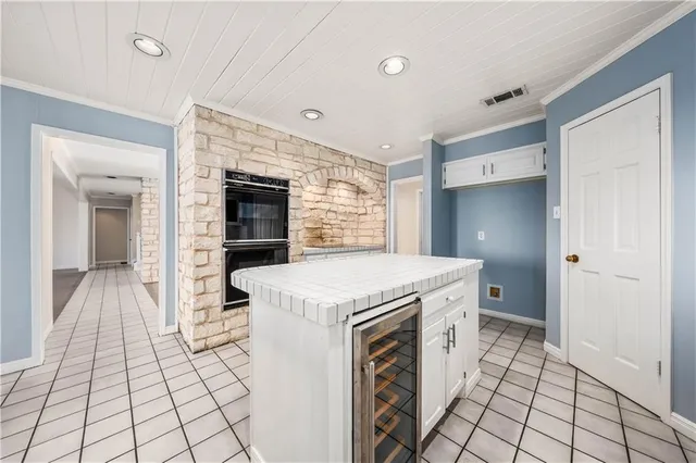 $685,000 | 10009 Stony Point Drive, Woodway, TX 76712