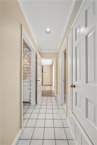 $685,000 | 10009 Stony Point Drive, Woodway, TX 76712