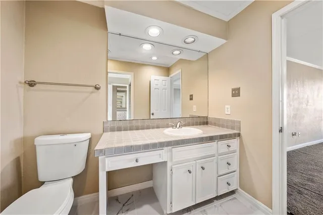 $685,000 | 10009 Stony Point Drive, Woodway, TX 76712