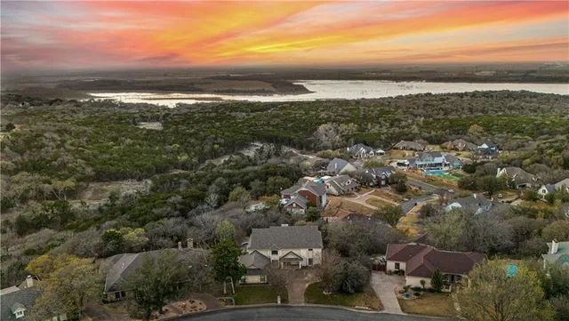 $685,000 | 10009 Stony Point Drive, Woodway, TX 76712