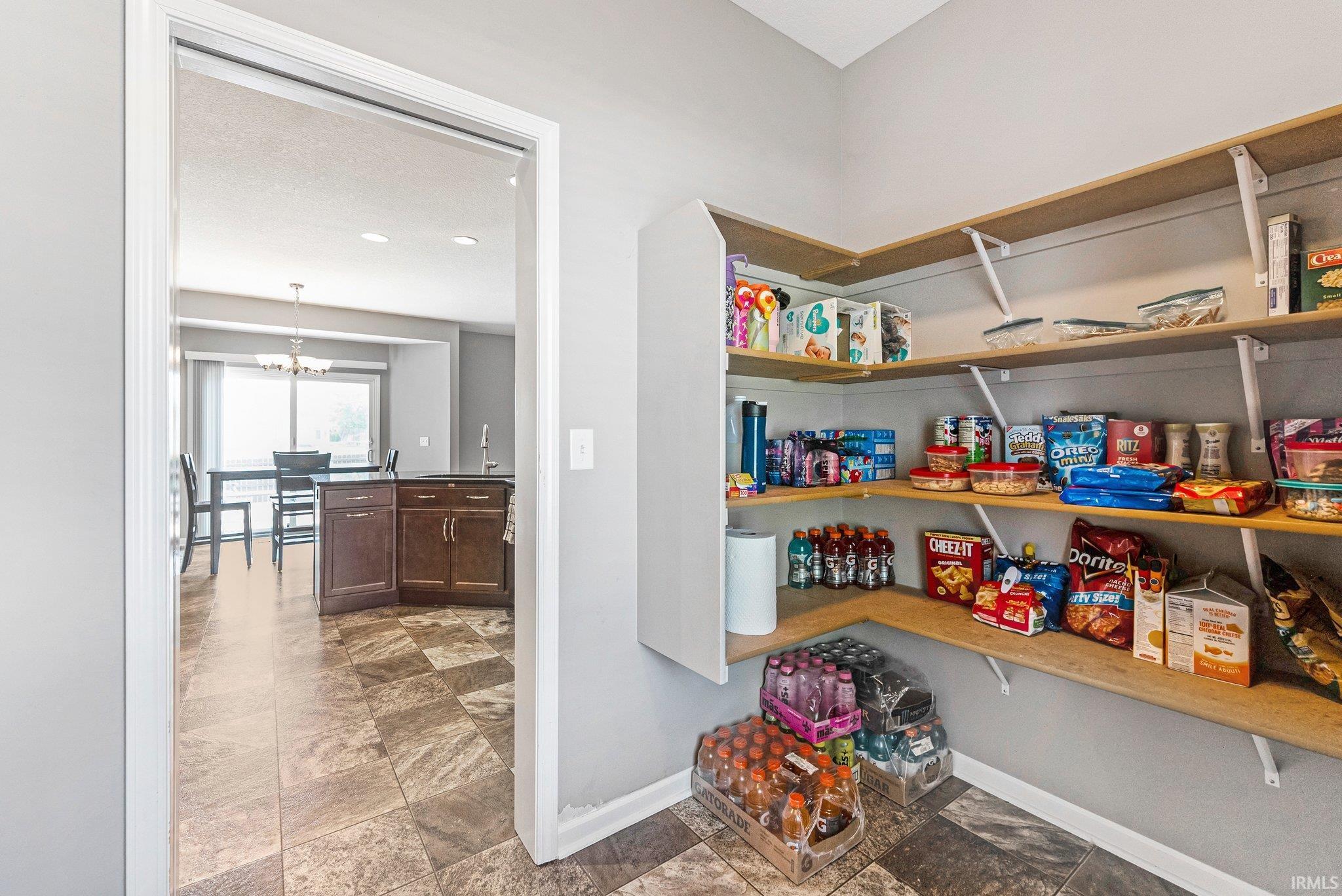 826 Clairborne Drive Fort Wayne, IN 46818 - Photo 14 of 32