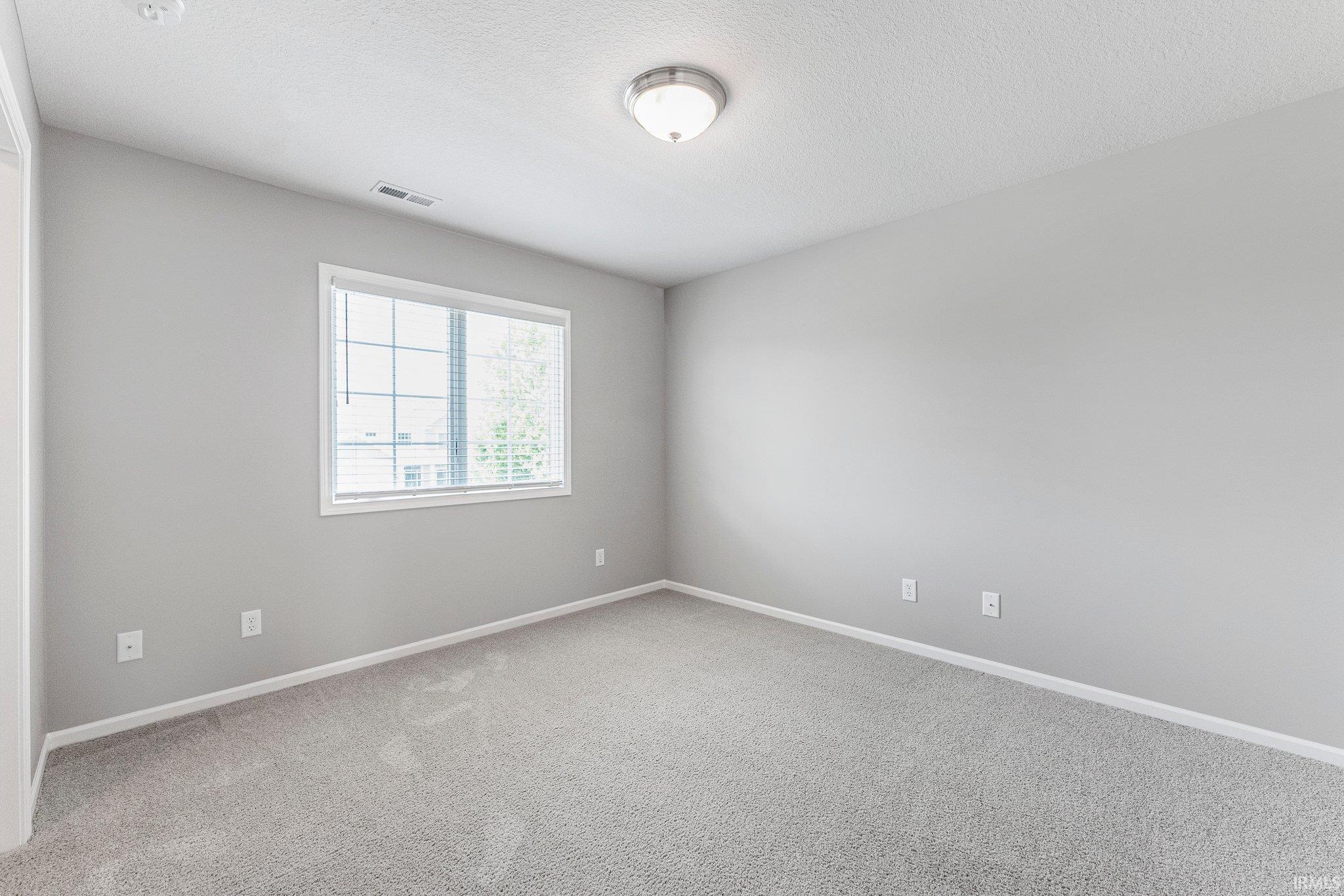 826 Clairborne Drive Fort Wayne, IN 46818 - Photo 25 of 32