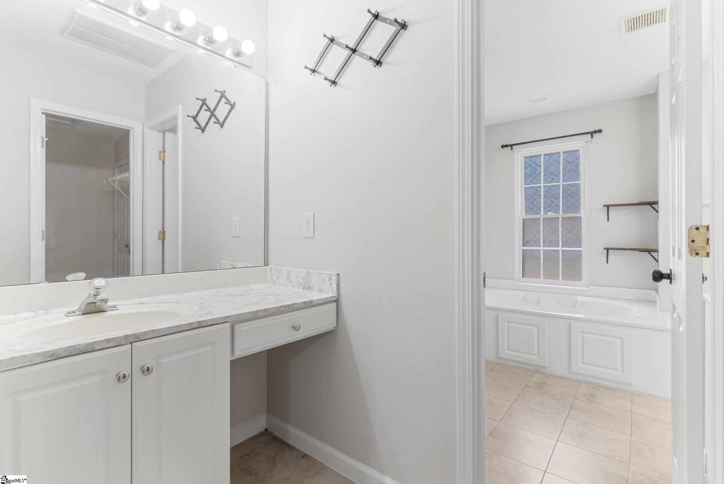 114 Ballentine Road Easley, SC 29642 - Photo 18 of 45
