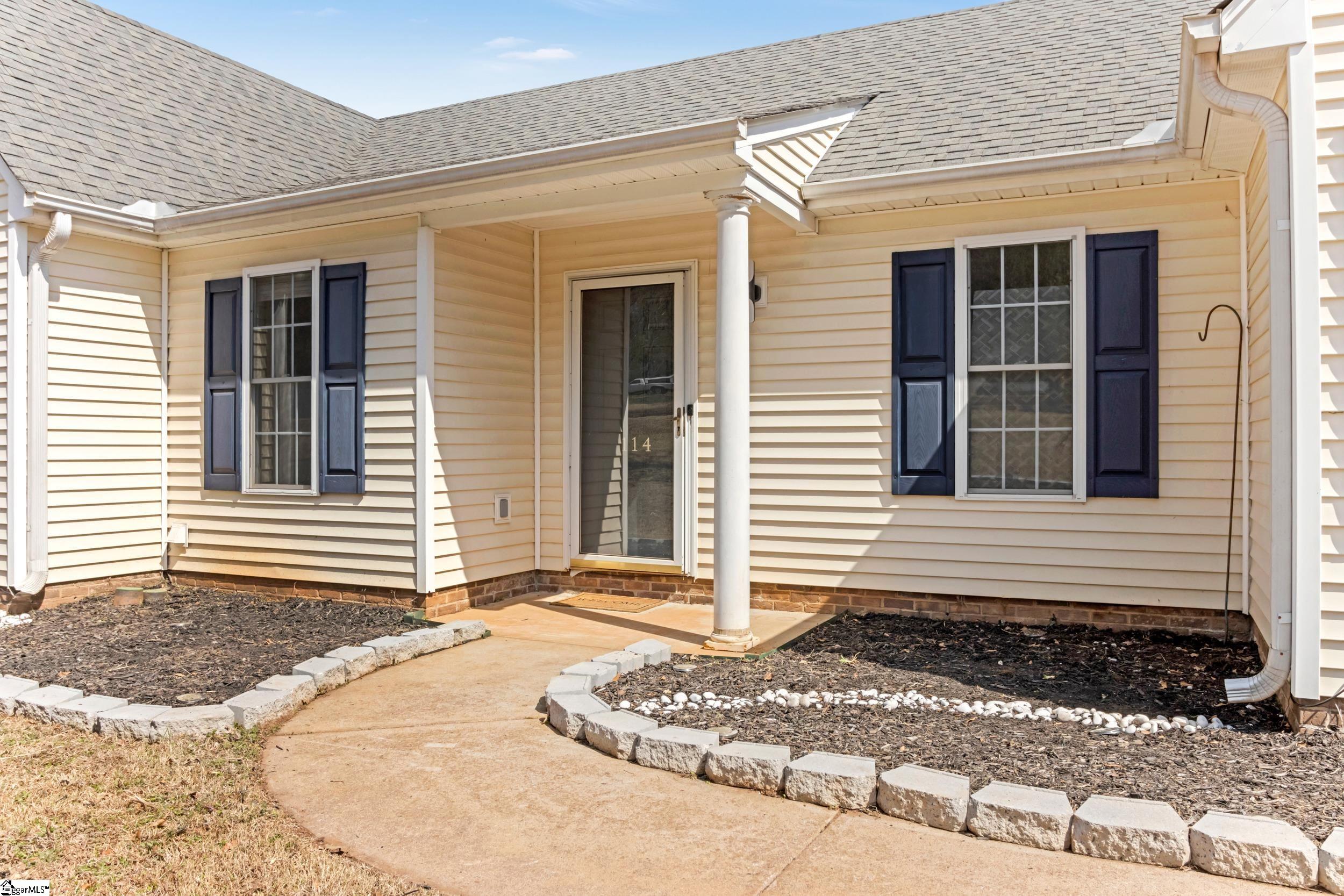 114 Ballentine Road Easley, SC 29642 - Photo 4 of 45