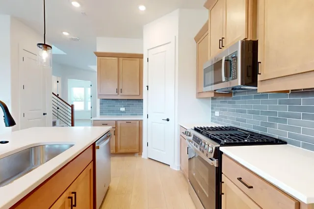 $439,990 | 13102 Geary Drive, Austin, TX 78610