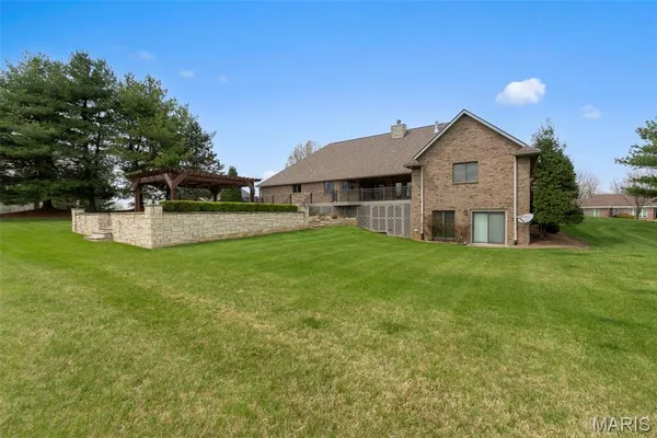 $690,000 | 2305 St Andrews Court, Jackson, MO 63755