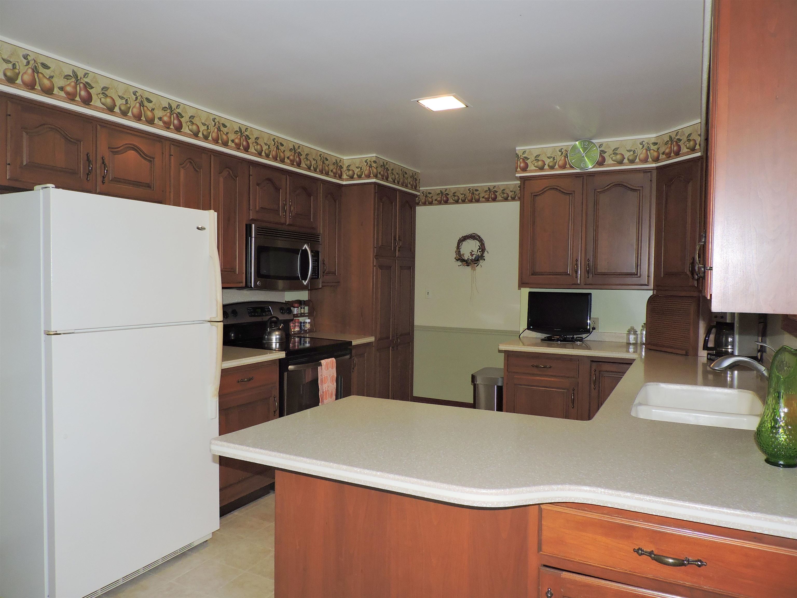 1792 East Pinconning Road Pinconning, MI 48650 - Photo 6 of 52